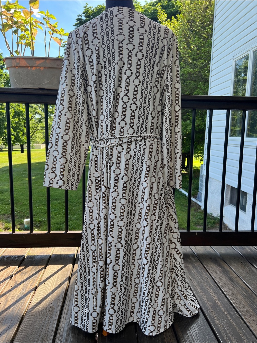 Banana Republic Wrap Dress - Picture 4 of 9